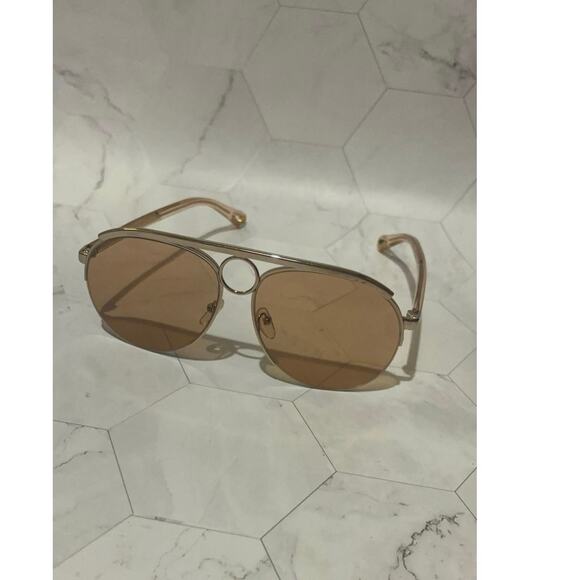 Stylish Brown Aviator Sunglasses - Picture 4 of 5